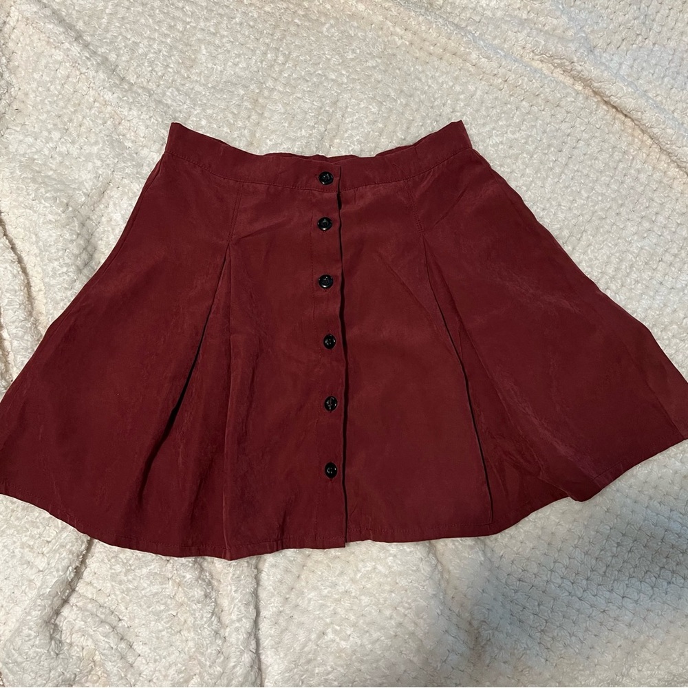 Red button skirt